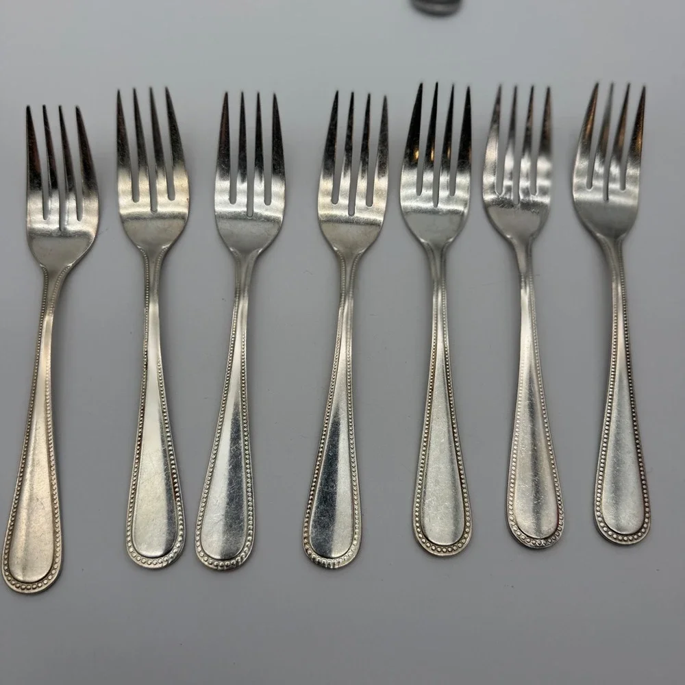 International Silver Stainless Flatware Set 27pc Beaded Pattern Korea Glossy